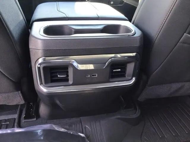 2026 GMC Sierra 2500HD Crew Cab, Standard Bed, SLT, 4WD