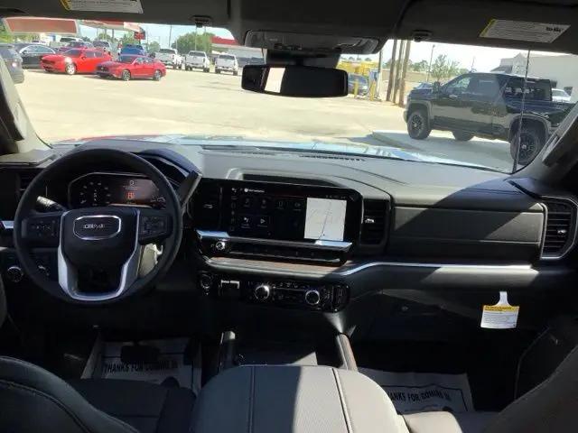2026 GMC Sierra 2500HD Crew Cab, Standard Bed, SLT, 4WD