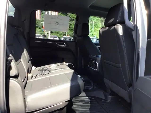 2026 GMC Sierra 2500HD Crew Cab, Standard Bed, SLT, 4WD