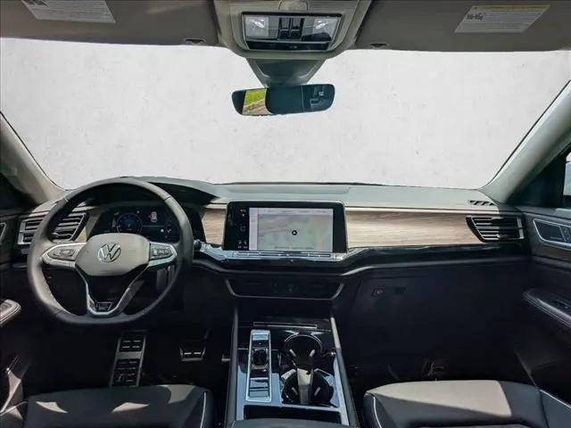 2026 Volkswagen Atlas SEL Premium R-Line
