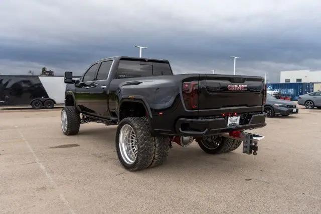 2020 GMC Sierra 3500HD 4WD Crew Cab Long Bed Denali