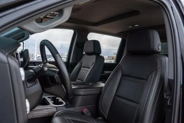 2020 GMC Sierra 3500HD 4WD Crew Cab Long Bed Denali