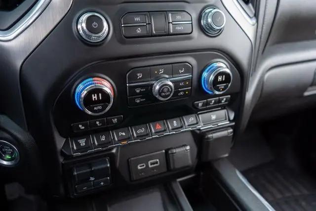 2020 GMC Sierra 3500HD 4WD Crew Cab Long Bed Denali