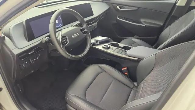 2024 Kia EV6 Light Long Range