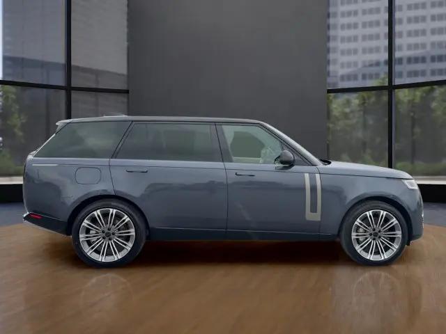 2026 Land Rover Range Rover P530 SE 7 Seat