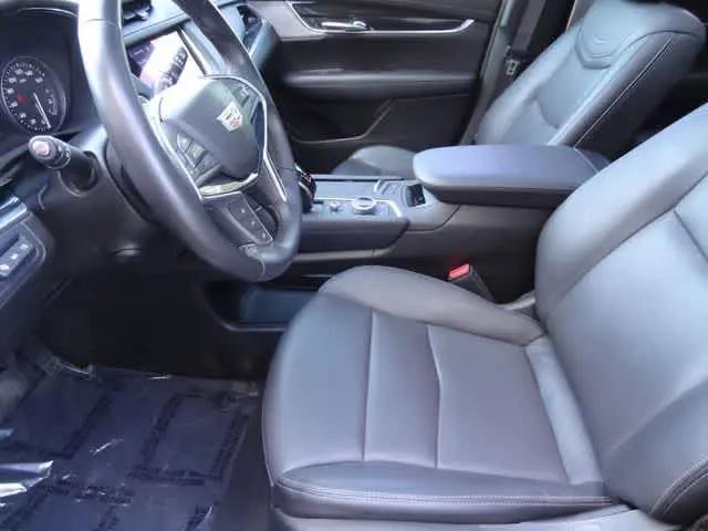 2025 Cadillac XT5 FWD Premium Luxury