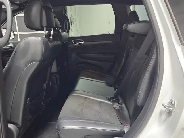 2020 Jeep Grand Cherokee Altitude 4x2