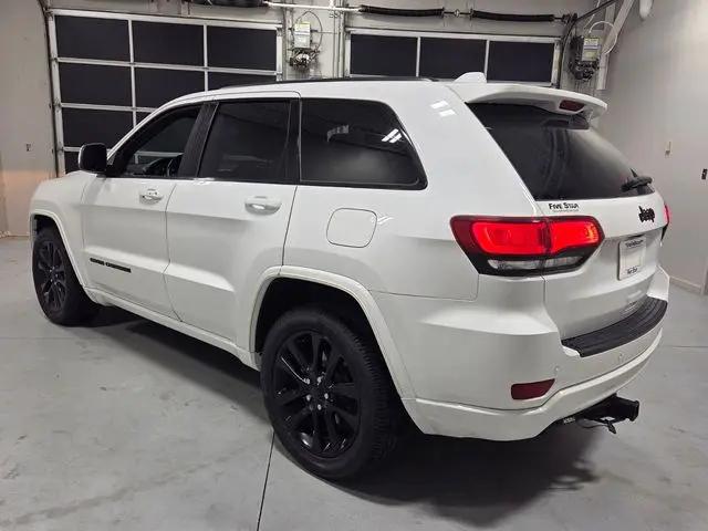 2020 Jeep Grand Cherokee Altitude 4x2