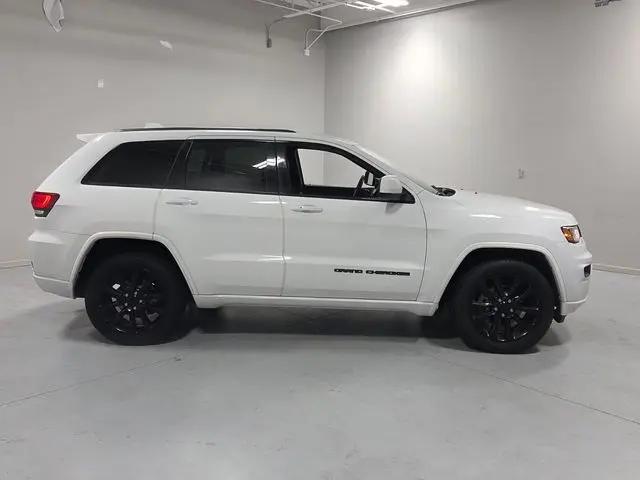 2020 Jeep Grand Cherokee Altitude 4x2