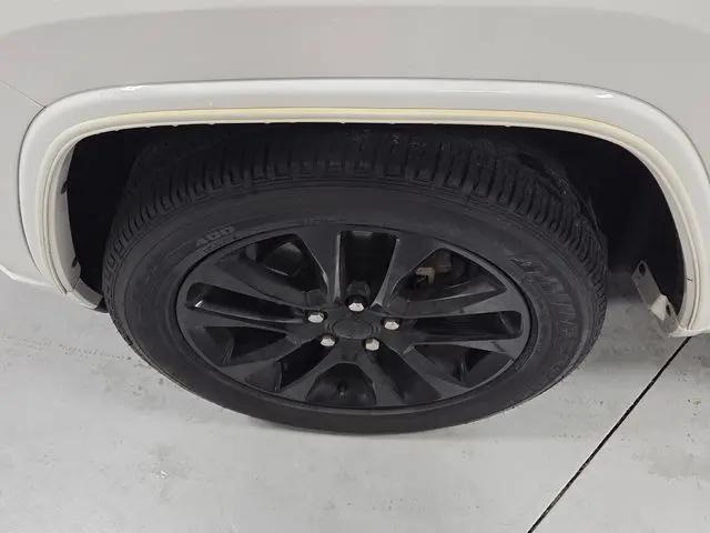 2020 Jeep Grand Cherokee Altitude 4x2