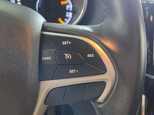 2020 Jeep Grand Cherokee Altitude 4x2