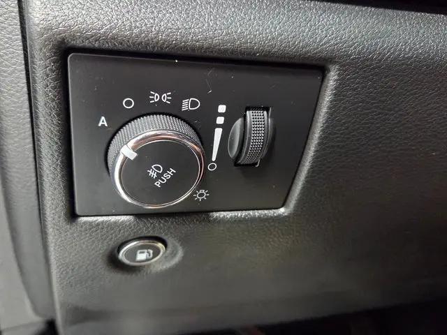 2020 Jeep Grand Cherokee Altitude 4x2