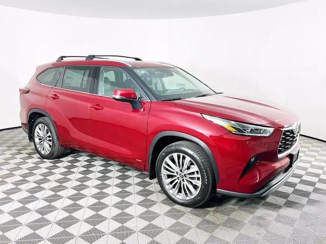 2026 Toyota Highlander Hybrid Platinum for sale in Selma, CA