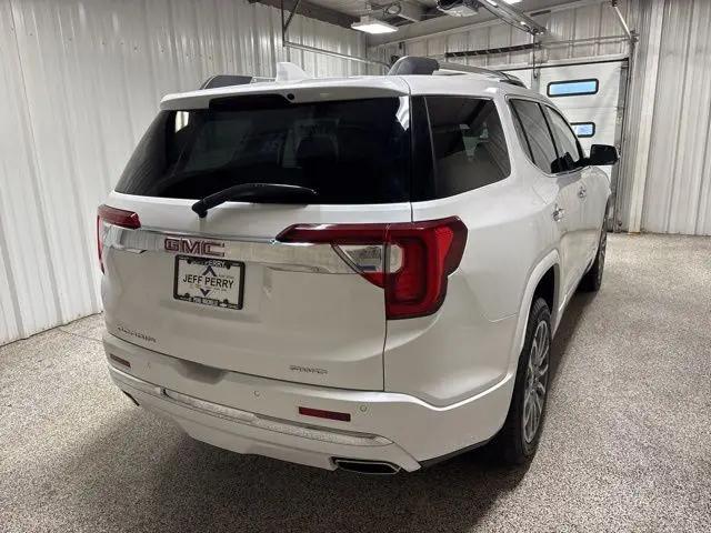 2023 GMC Acadia AWD Denali