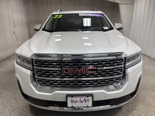 2023 GMC Acadia AWD Denali