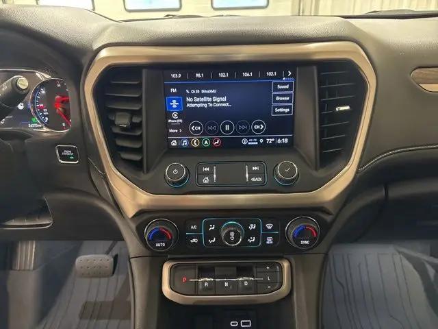 2023 GMC Acadia AWD Denali