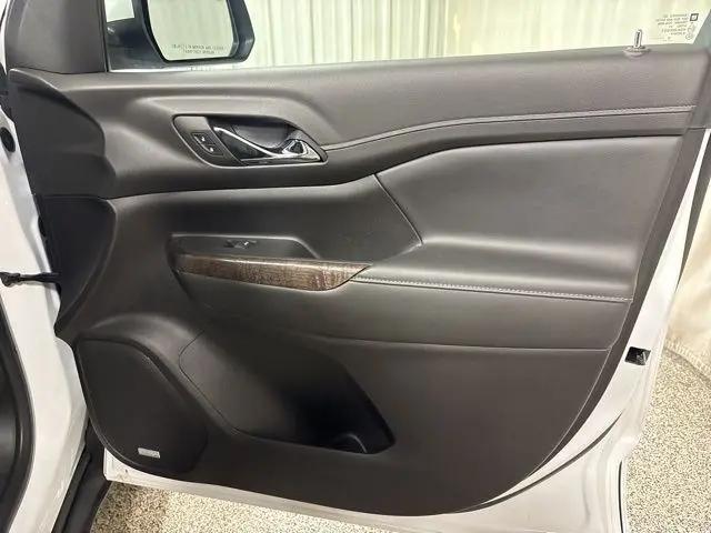 2023 GMC Acadia AWD Denali