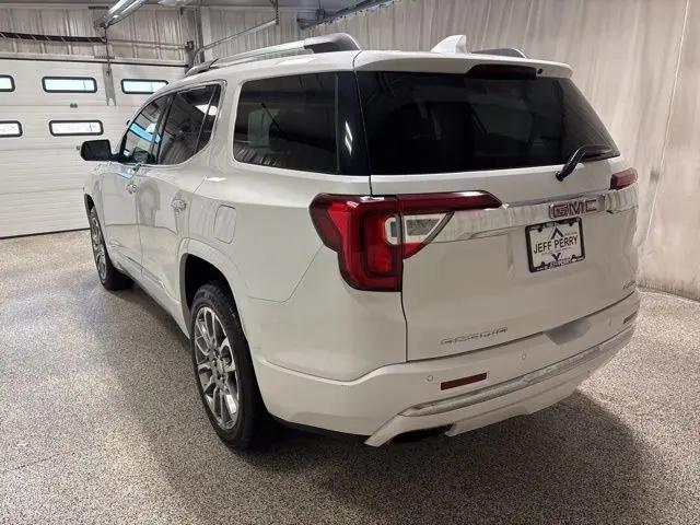 2023 GMC Acadia AWD Denali