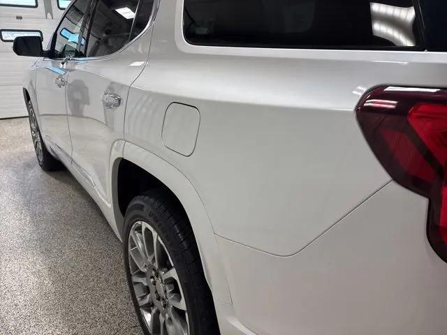 2023 GMC Acadia AWD Denali