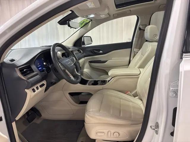 2023 GMC Acadia AWD Denali