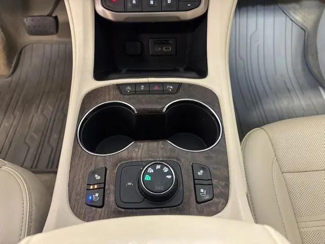2023 GMC Acadia AWD Denali