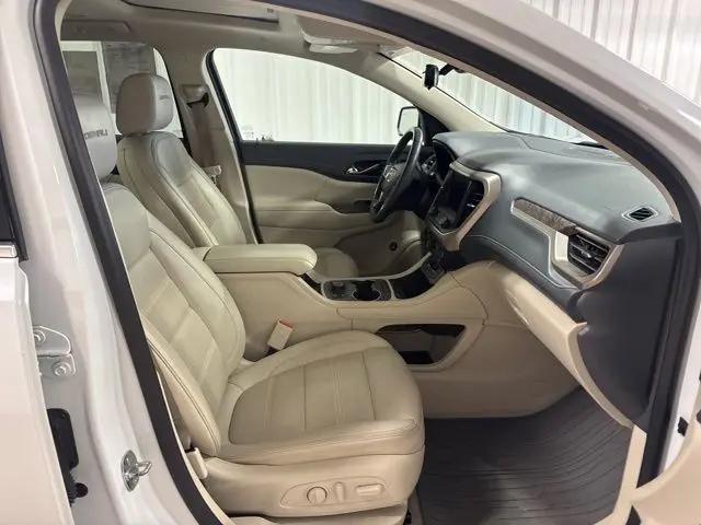 2023 GMC Acadia AWD Denali