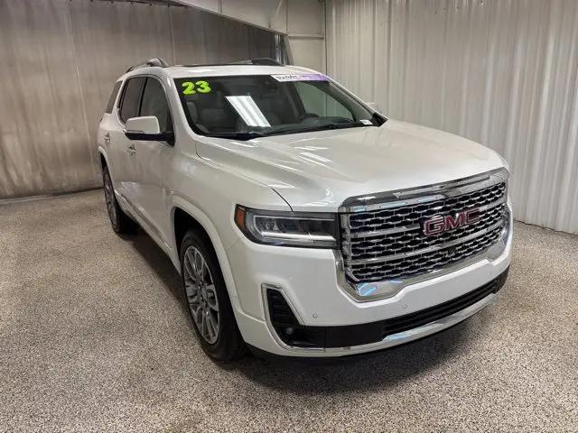 2023 GMC Acadia AWD Denali