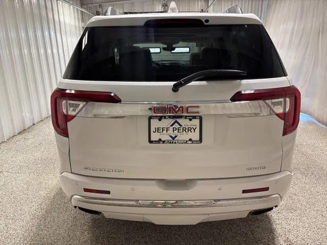 2023 GMC Acadia AWD Denali