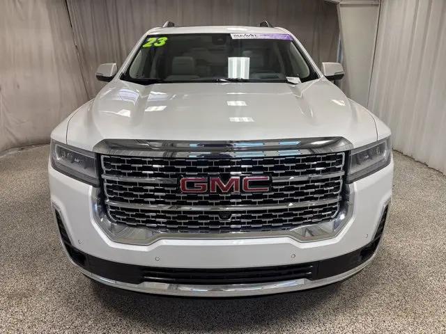 2023 GMC Acadia AWD Denali