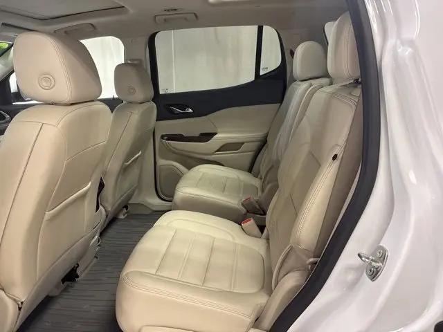 2023 GMC Acadia AWD Denali