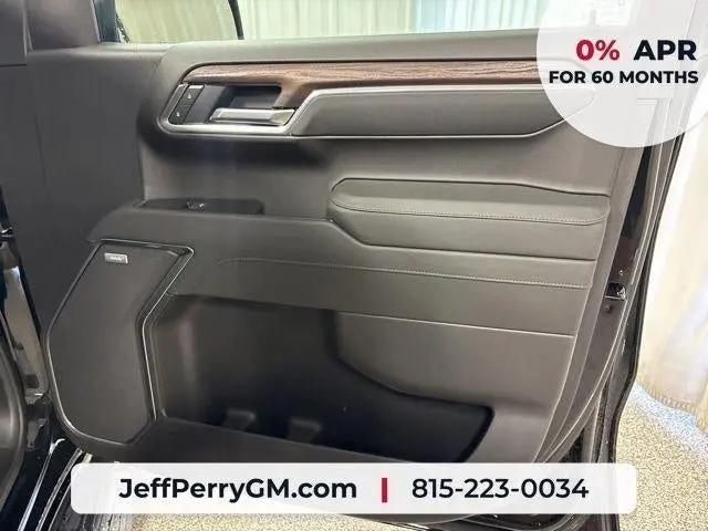 2026 GMC Sierra 1500 Crew Cab, Short Bed, SLT, 4WD
