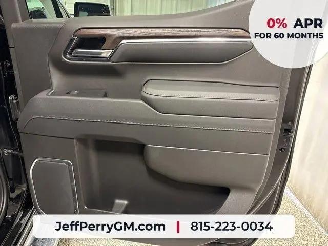 2026 GMC Sierra 1500 Crew Cab, Short Bed, SLT, 4WD