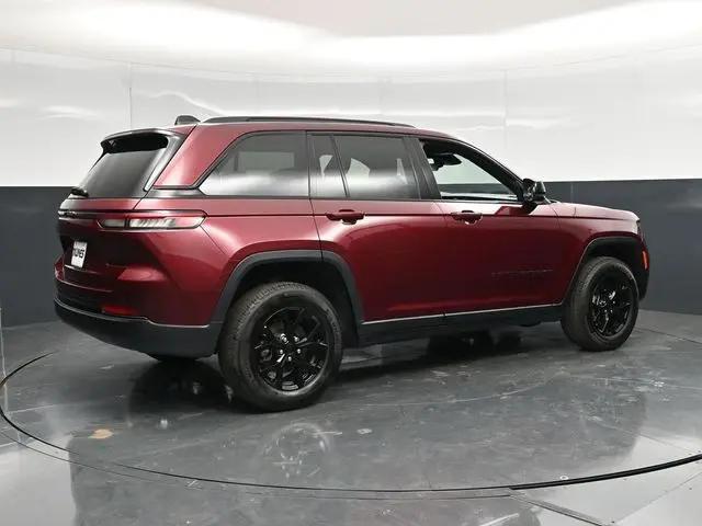 2025 Jeep Grand Cherokee Altitude 4x4