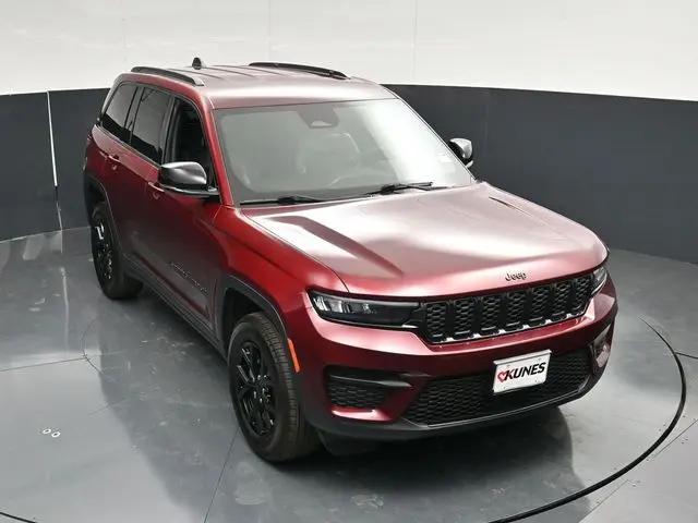 2025 Jeep Grand Cherokee Altitude 4x4