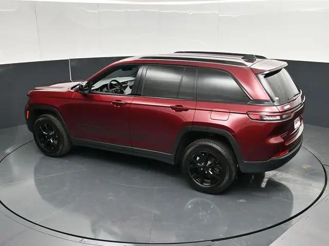 2025 Jeep Grand Cherokee Altitude 4x4
