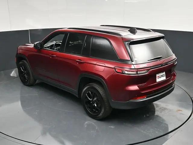 2025 Jeep Grand Cherokee Altitude 4x4