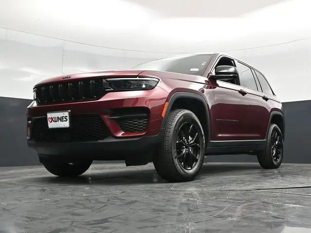 2025 Jeep Grand Cherokee Altitude 4x4