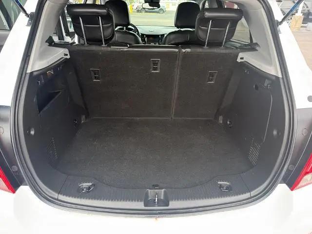 2022 Chevrolet Trax FWD LT