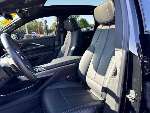 2024 Cadillac iQ Luxury w/1SC