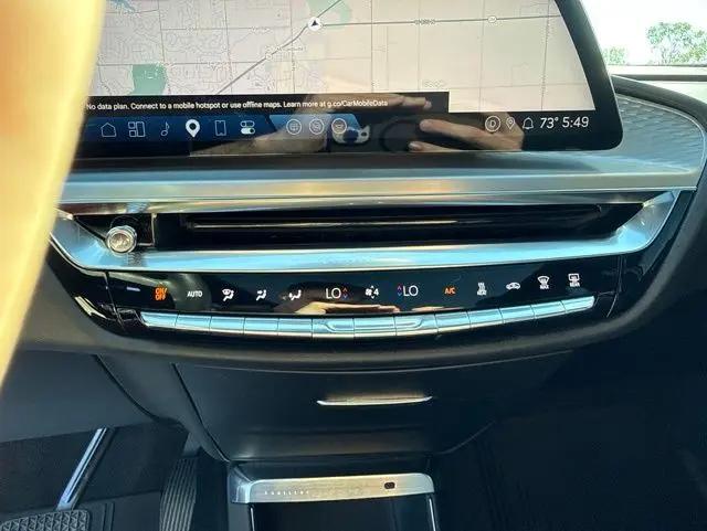 2024 Cadillac iQ Luxury w/1SC