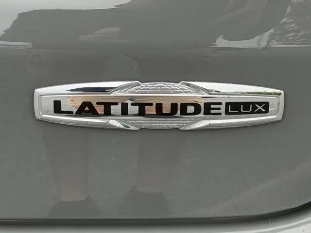 2023 Jeep Compass Latitude Lux FWD