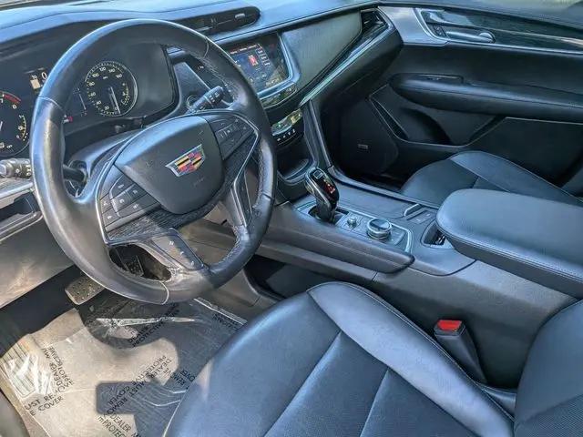 2023 Cadillac XT5 FWD Premium Luxury