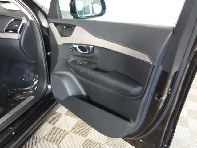 2021 Volvo XC90 T6 Inscription 6 Passenger