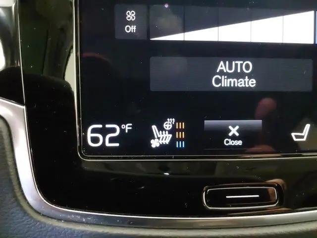 2021 Volvo XC90 T6 Inscription 6 Passenger