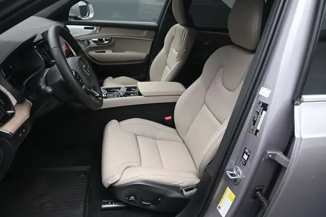 2026 Volvo XC90 Plug-In Hybrid Ultra, T8 AWD, Electric/Gasoline, Bright, 7 Seats