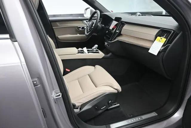 2026 Volvo XC90 Plug-In Hybrid Ultra, T8 AWD, Electric/Gasoline, Bright, 7 Seats