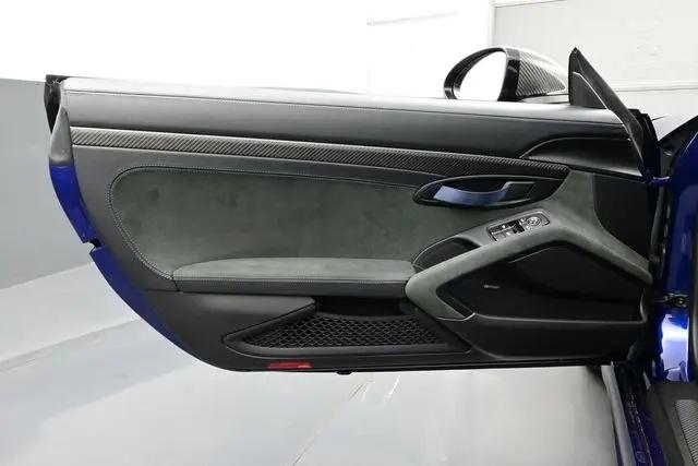 2024 Porsche 718 Cayman GT4 RS