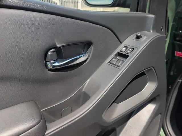 2024 Nissan Frontier King Cab SV 4x4