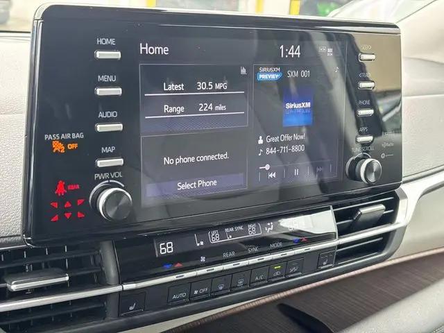 2024 Toyota Sienna XLE