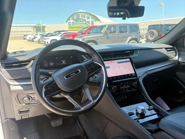 2022 Jeep Grand Cherokee Overland 4x4